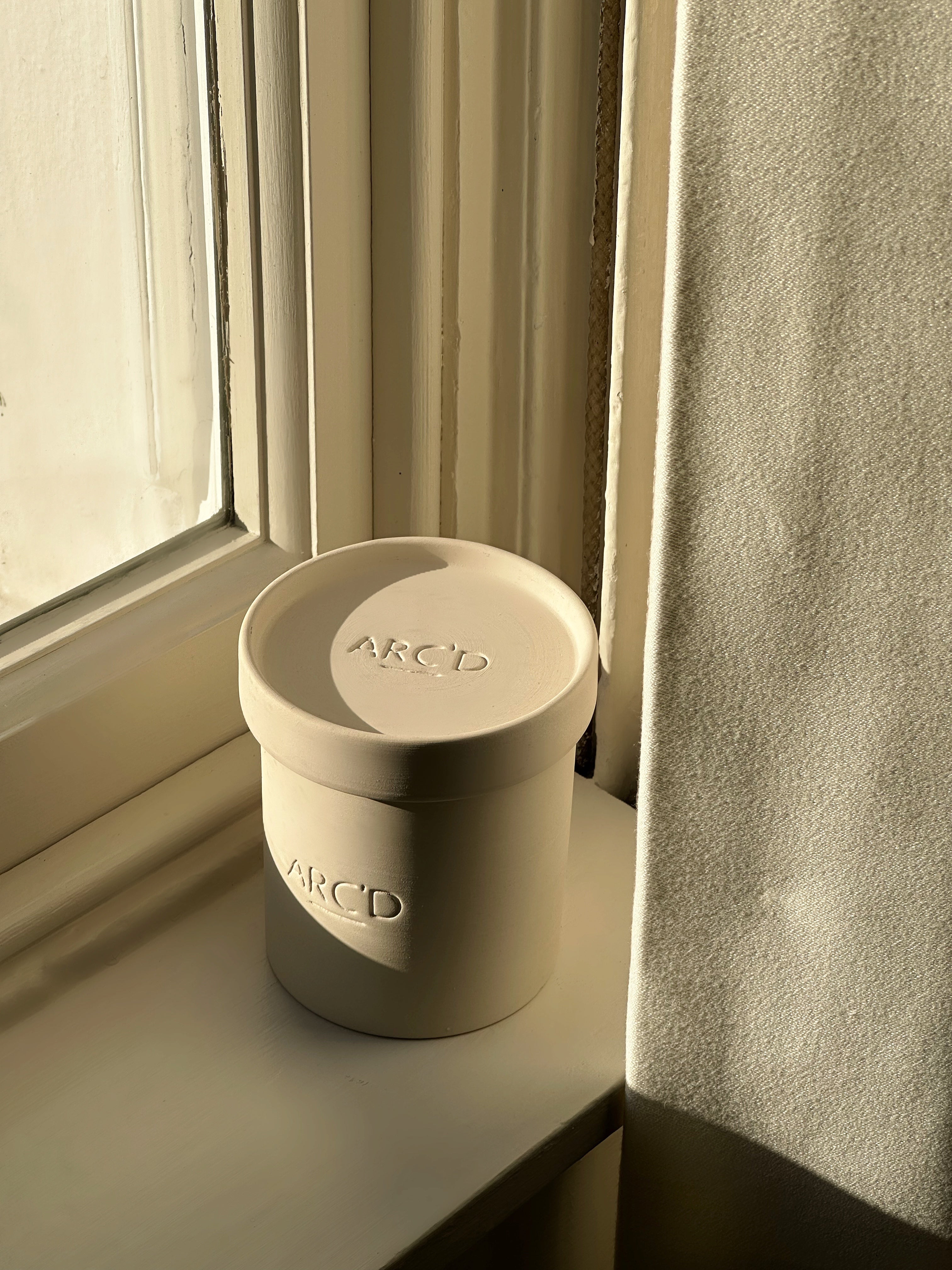CUSTOMISABLE SCENTED CANDLE - CASHMERE